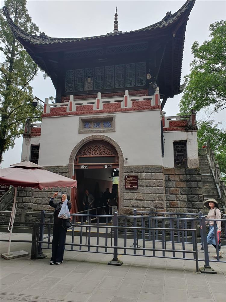 WhatsApp Image 2024-11-05 at 10.18.44.jpeg